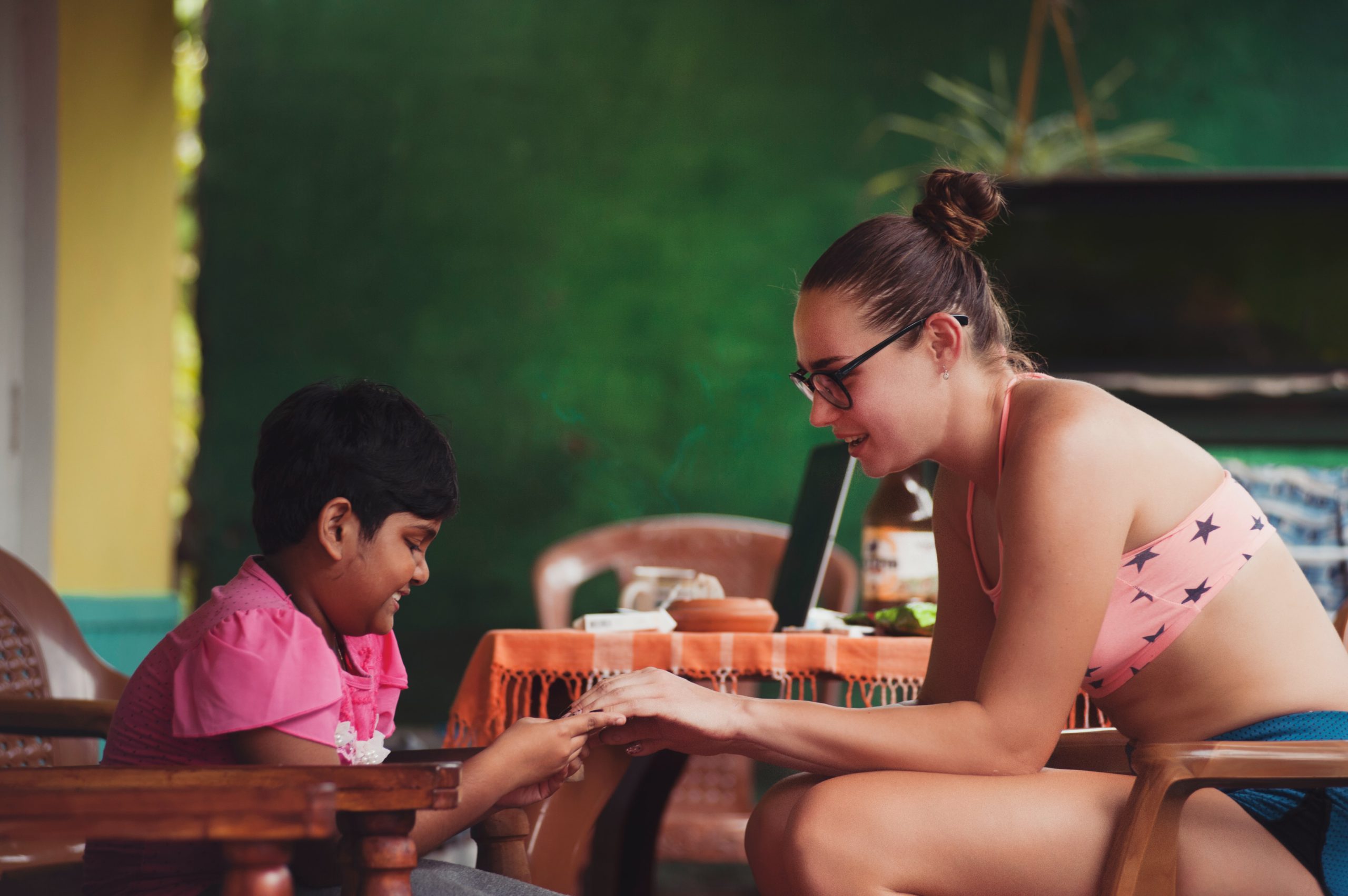 girl, helping, child, tourist, woman