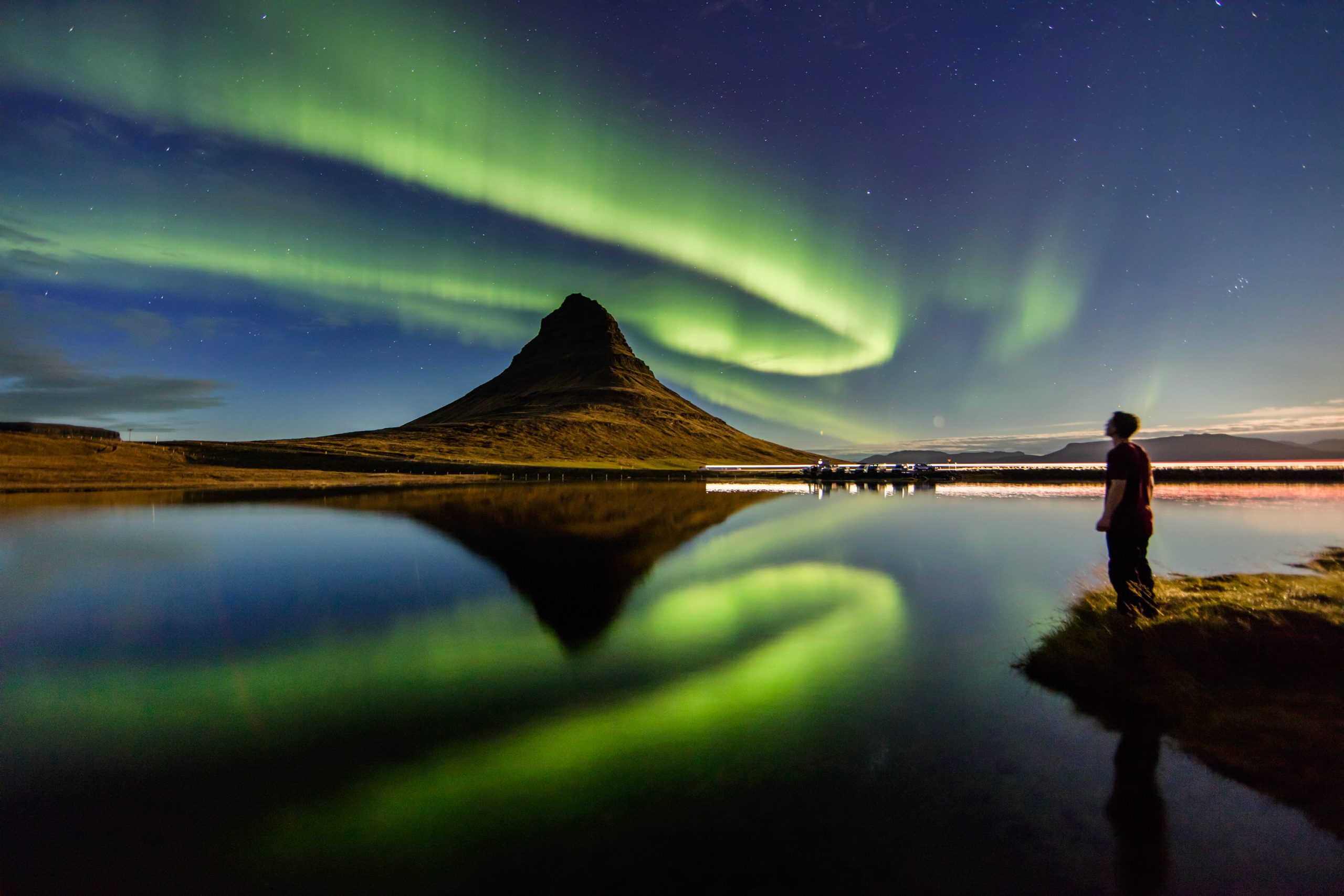 man, travel, northern lights, lake, mountain, overlooking