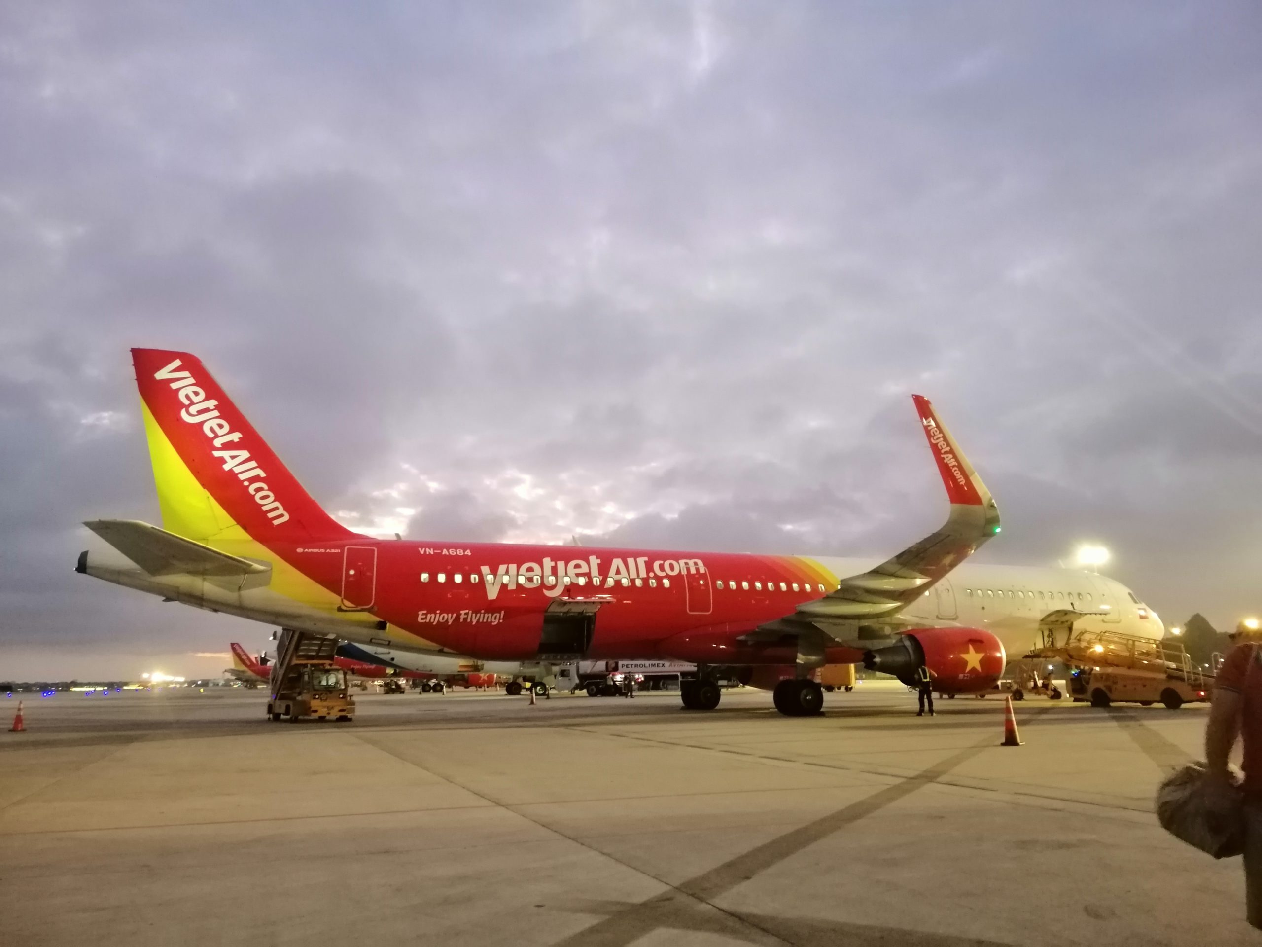 Vietjet Air, Da Nang, Domestic Flight, Aiplane, DIY Travel, Airport